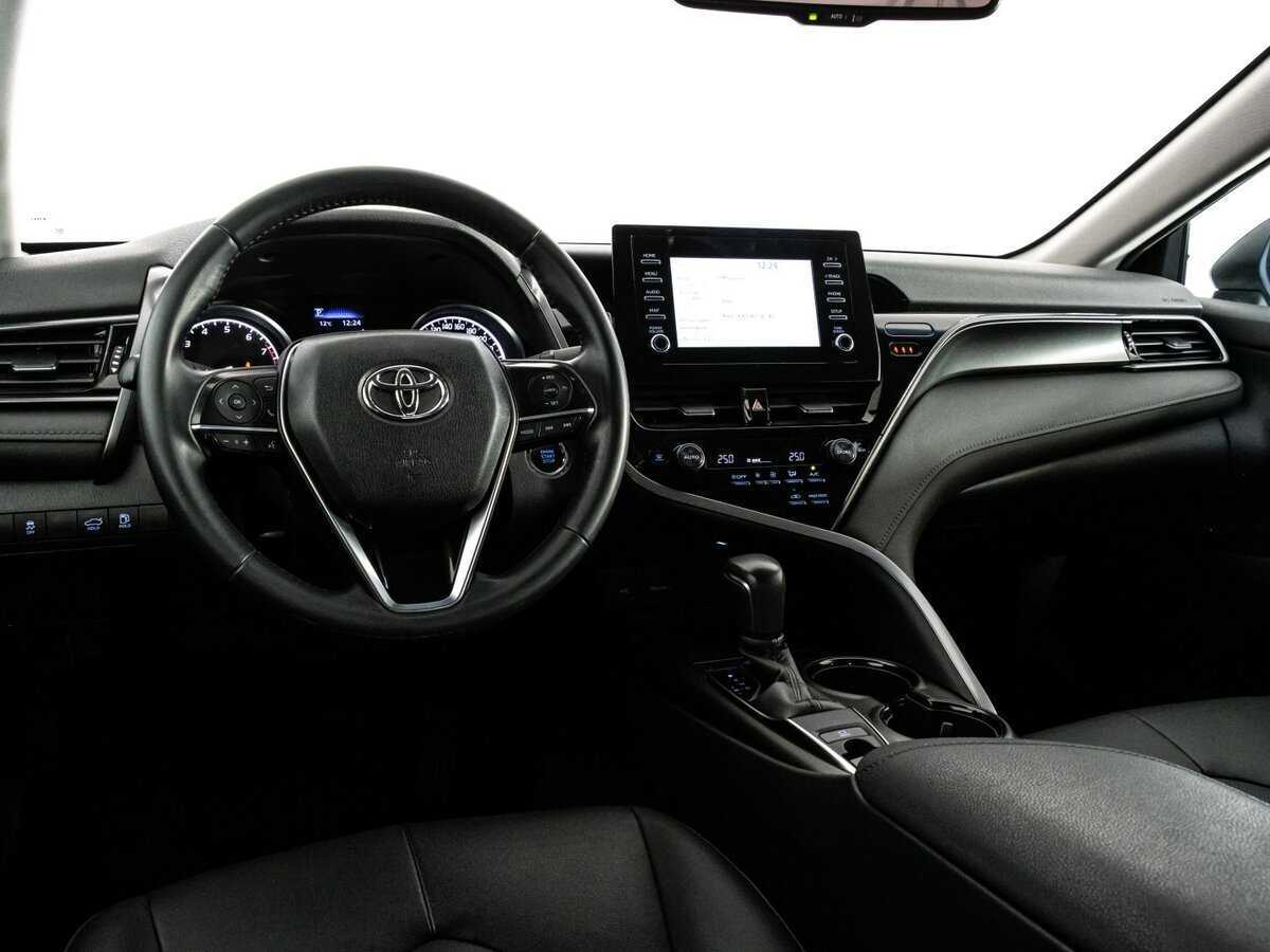 Toyota Camry, 2021 Фото №9
