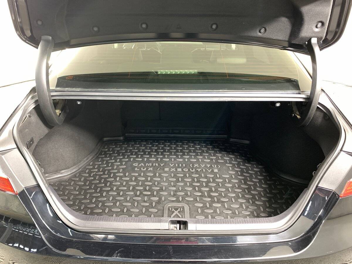 Toyota Camry, 2018 Фото №19