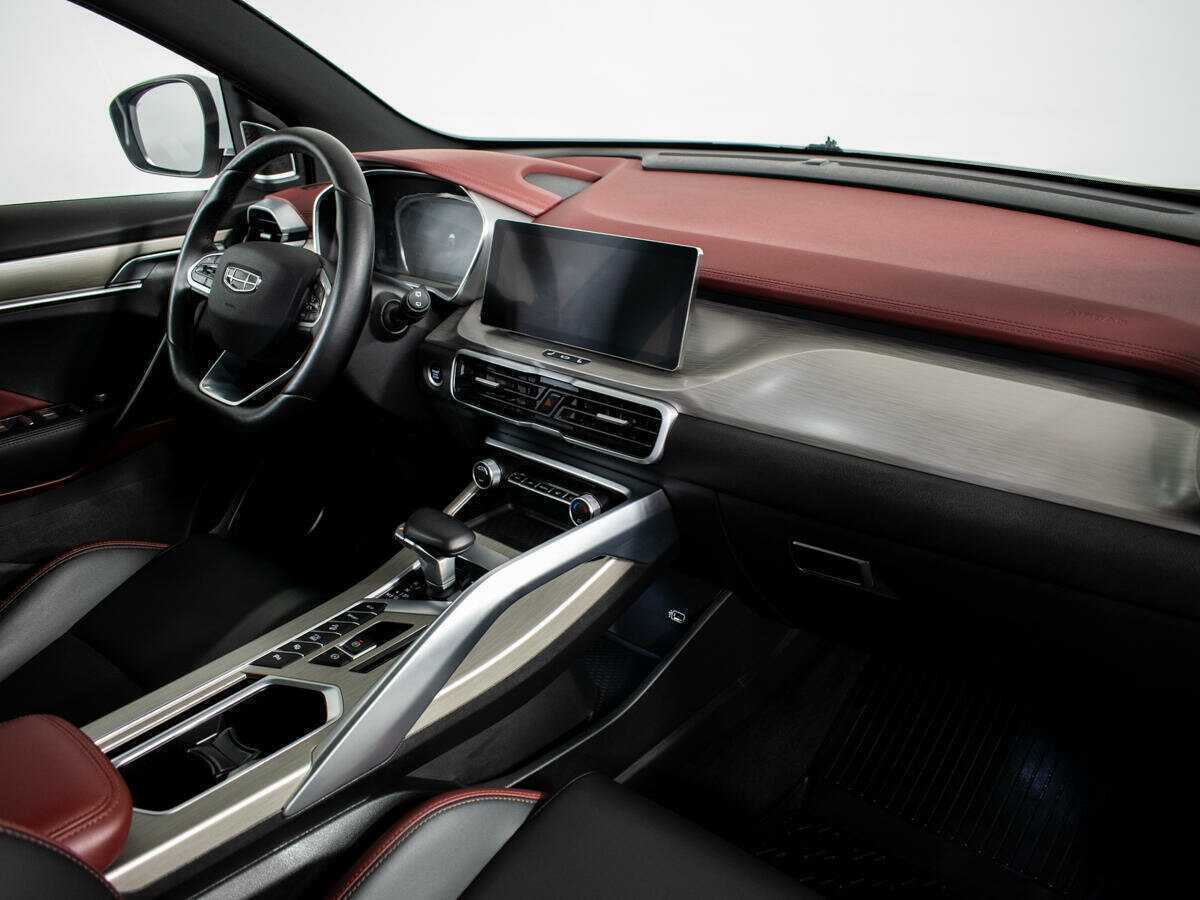 Geely Coolray, 2023 Фото №7