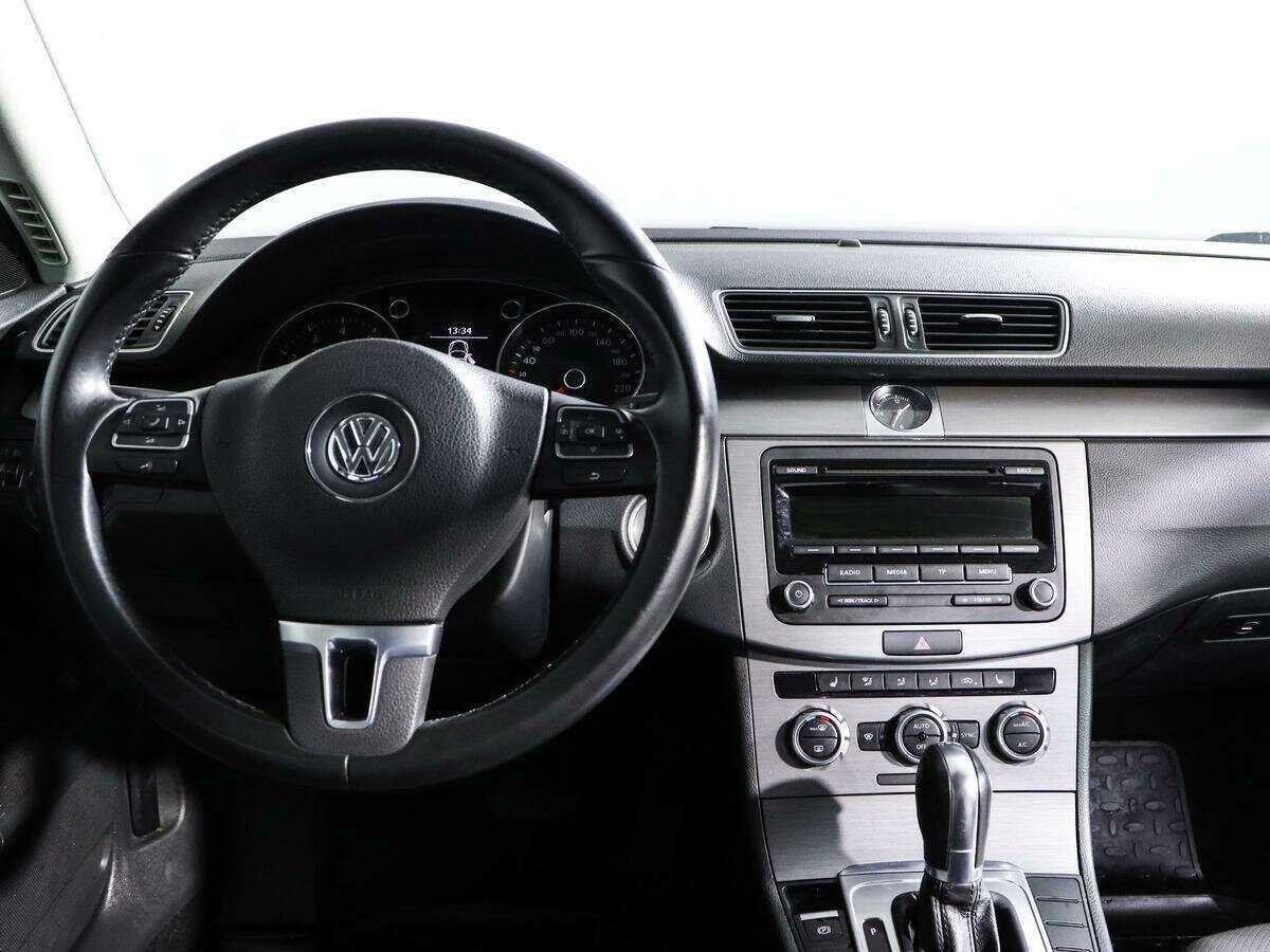 Volkswagen Passat, 2014 Фото №10