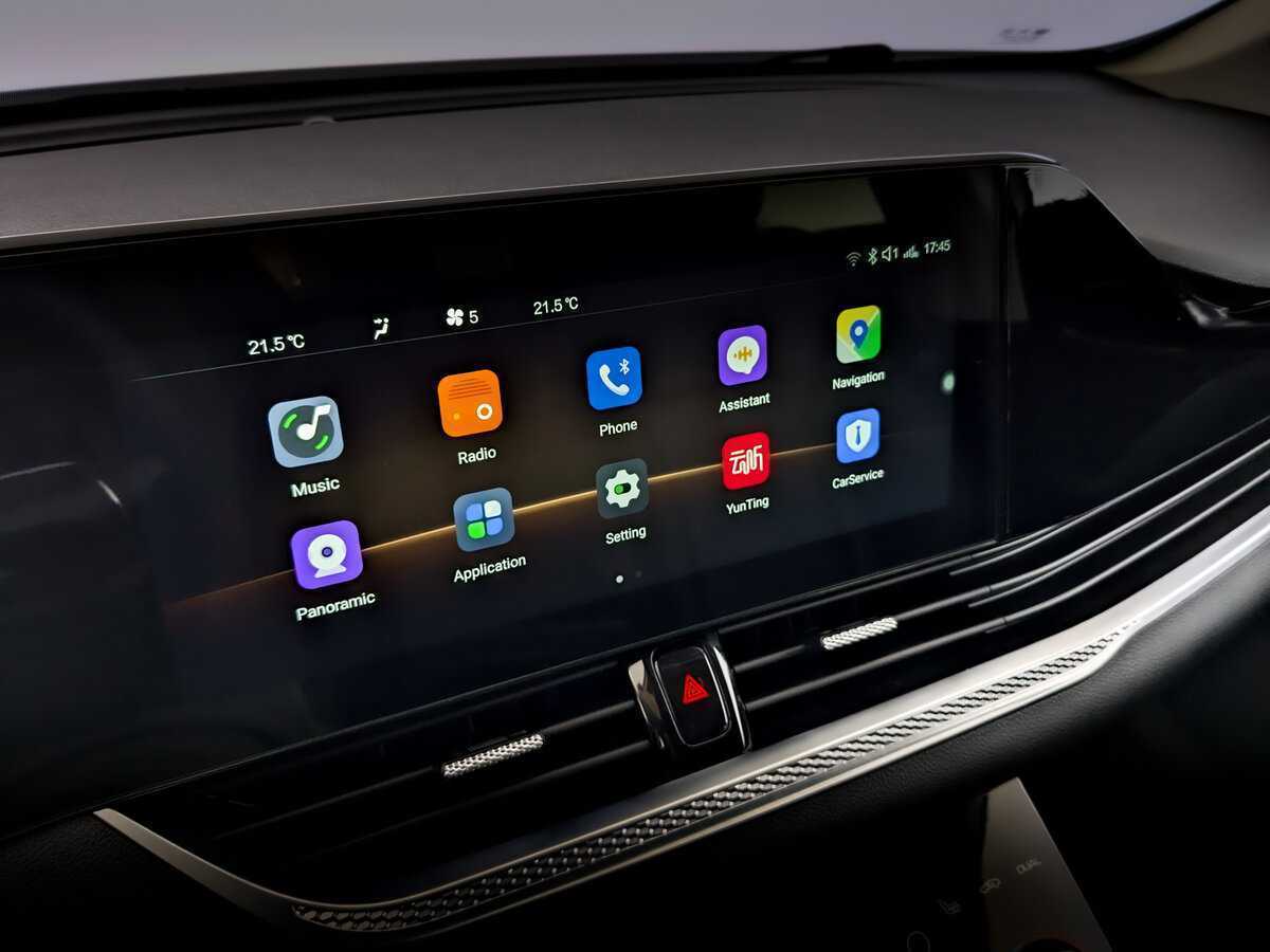 FAW Bestune B70, 2023 Фото №15