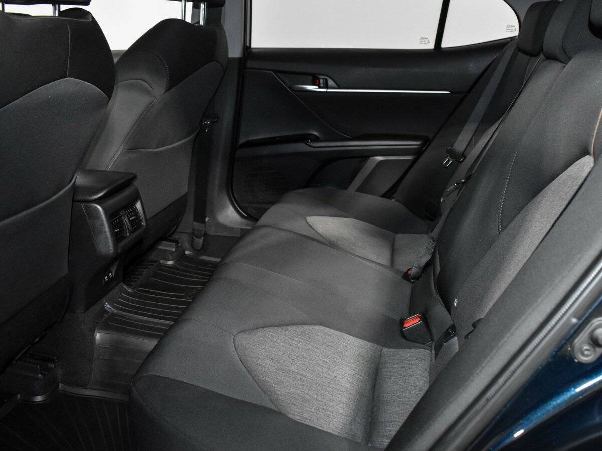 Toyota Camry, 2019 Фото №11