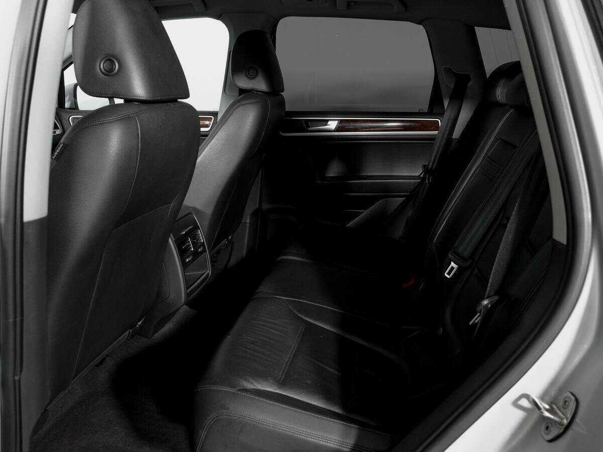 Volkswagen Touareg, 2012 Фото №10