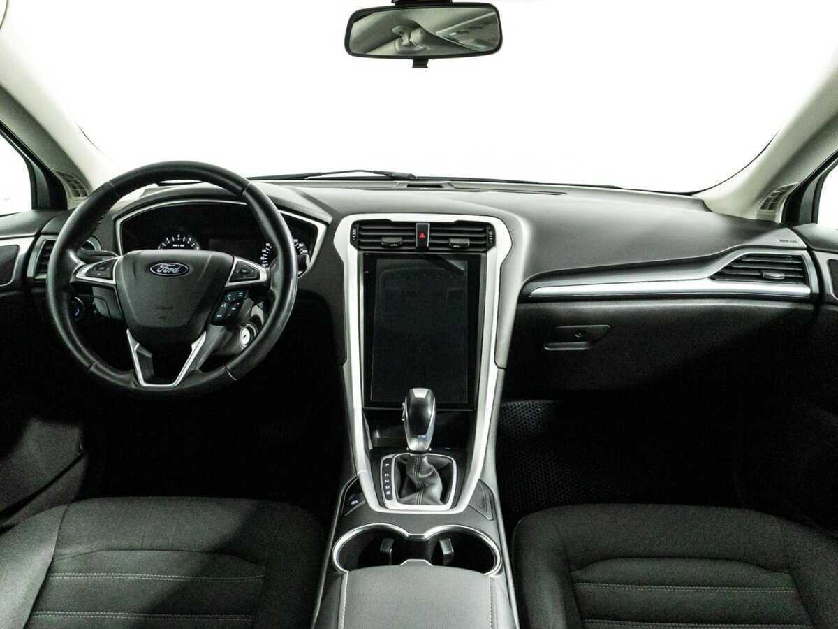 Ford Mondeo, 2018 Фото №13