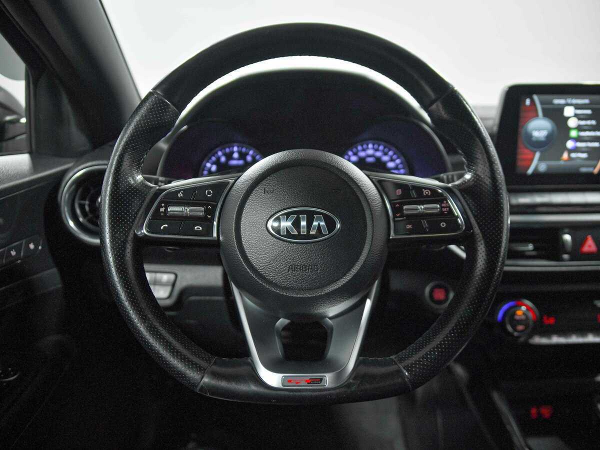 Kia Cerato, 2021 Фото №8