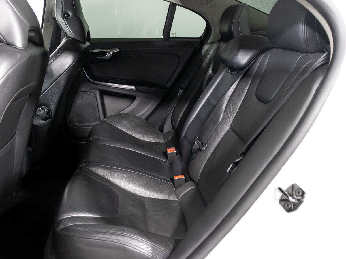 Volvo S60, 2012 Фото №10