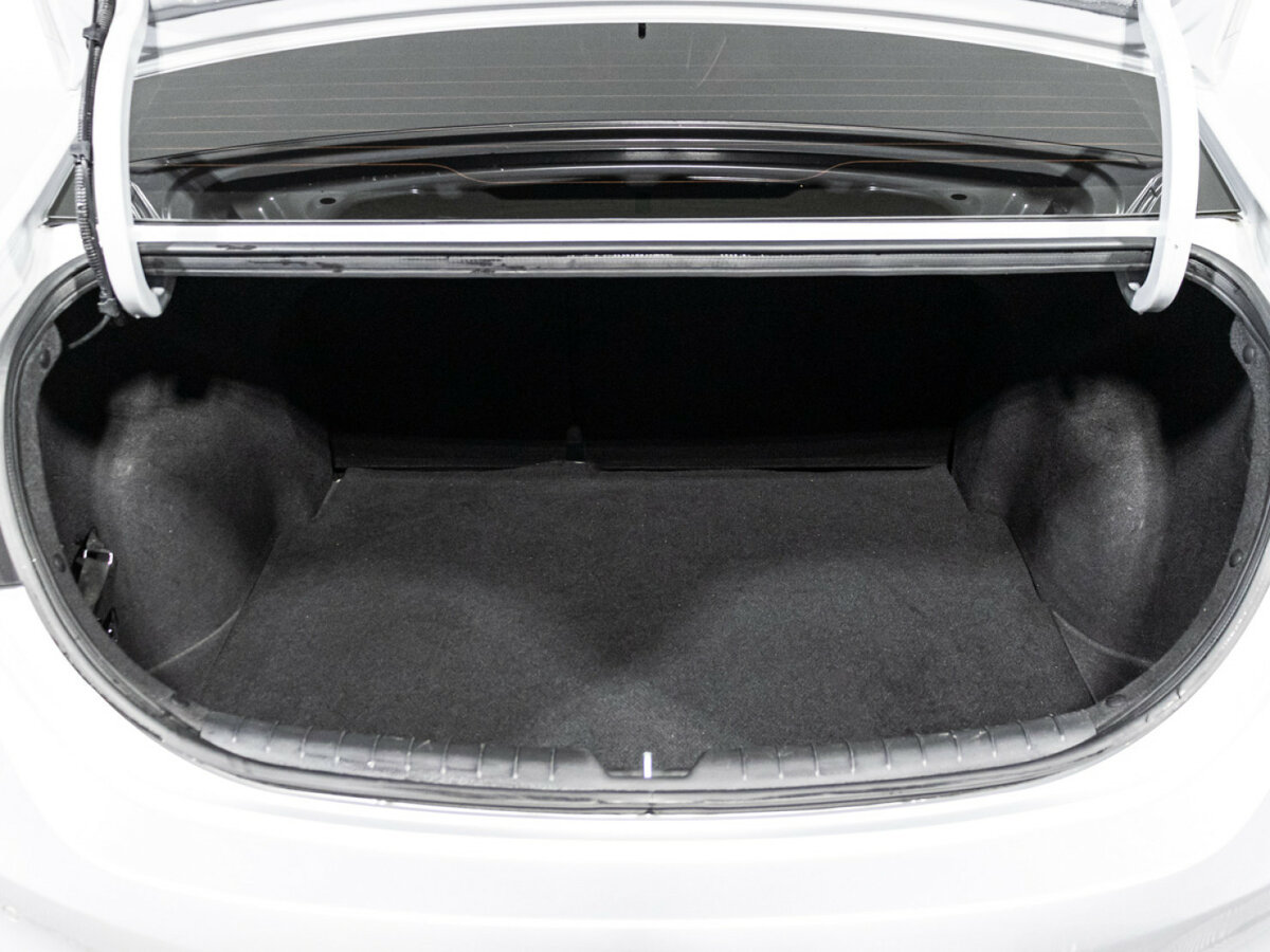 Hyundai Solaris II, 2019 Фото №15