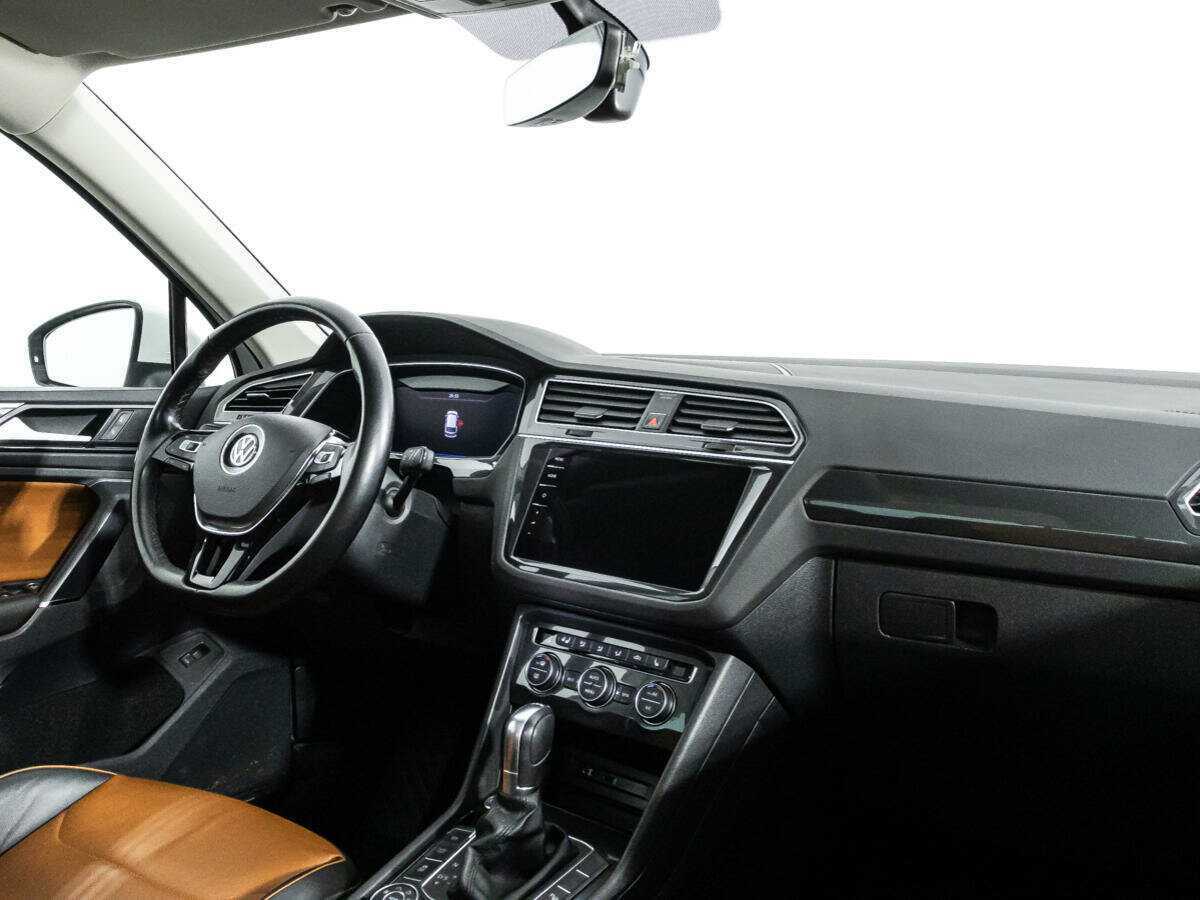 Volkswagen Tiguan, 2017 Фото №9