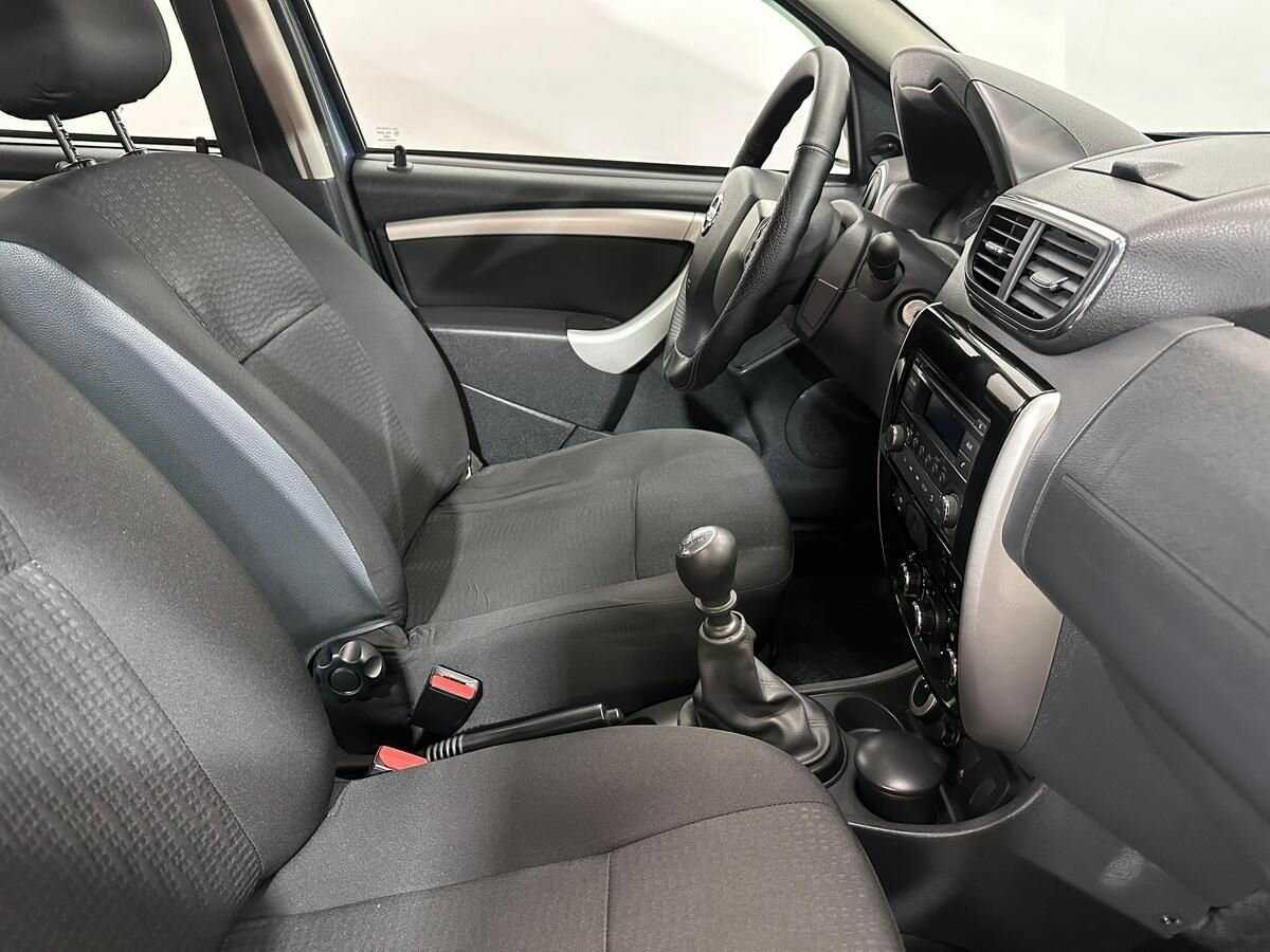 Nissan Terrano, 2014 Фото №10