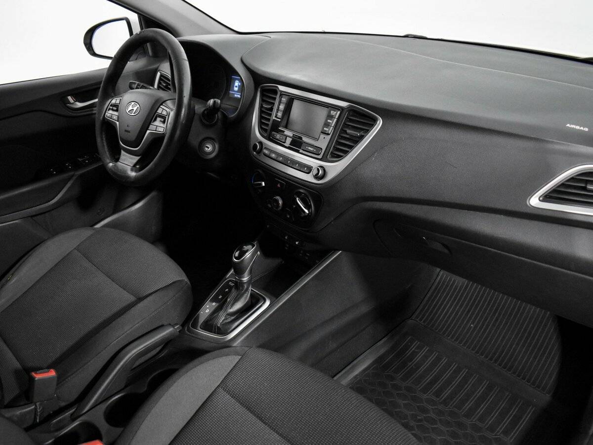 Hyundai Solaris, 2017 Фото №10