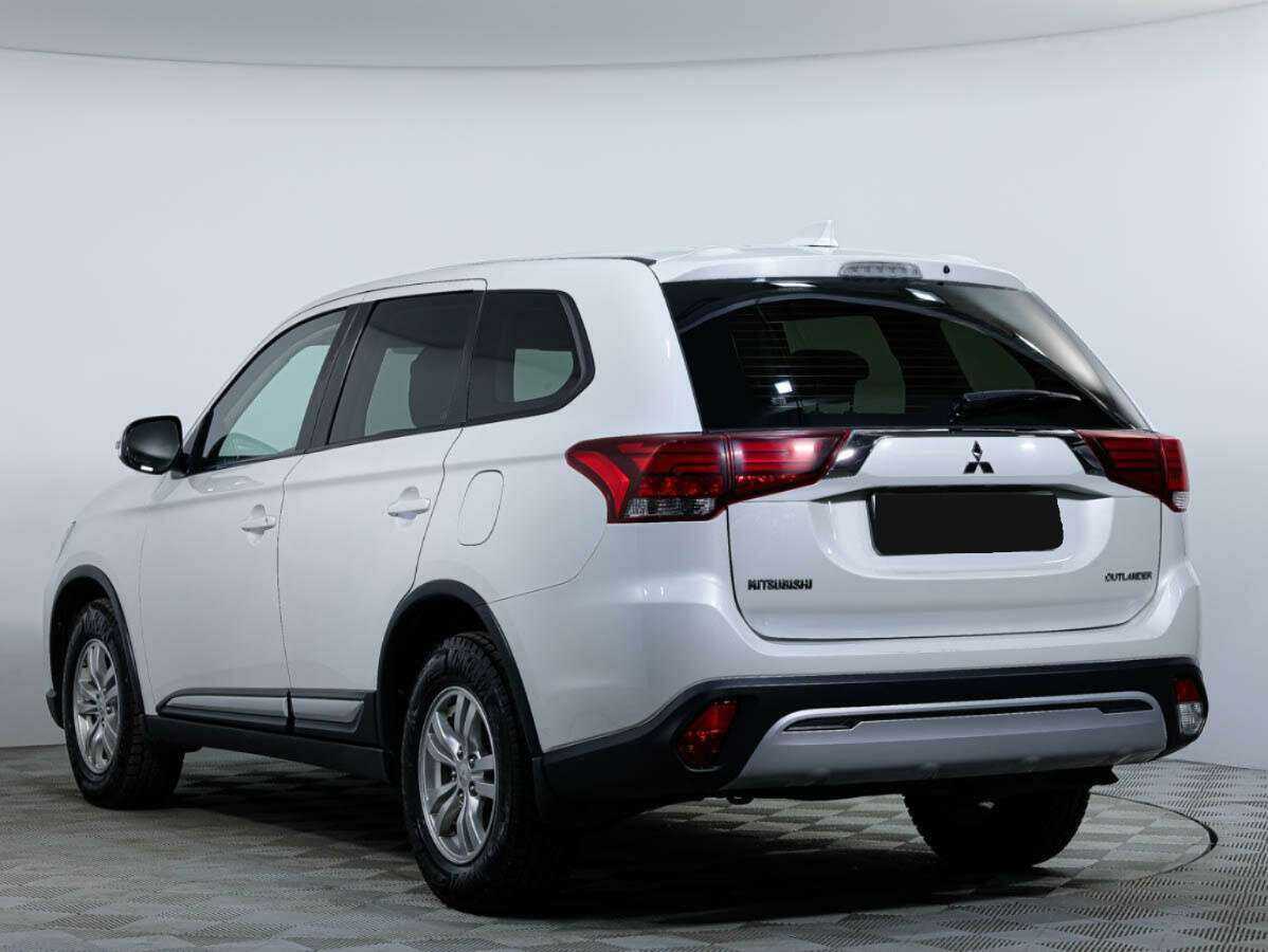 Mitsubishi Outlander, 2018 Фото №7