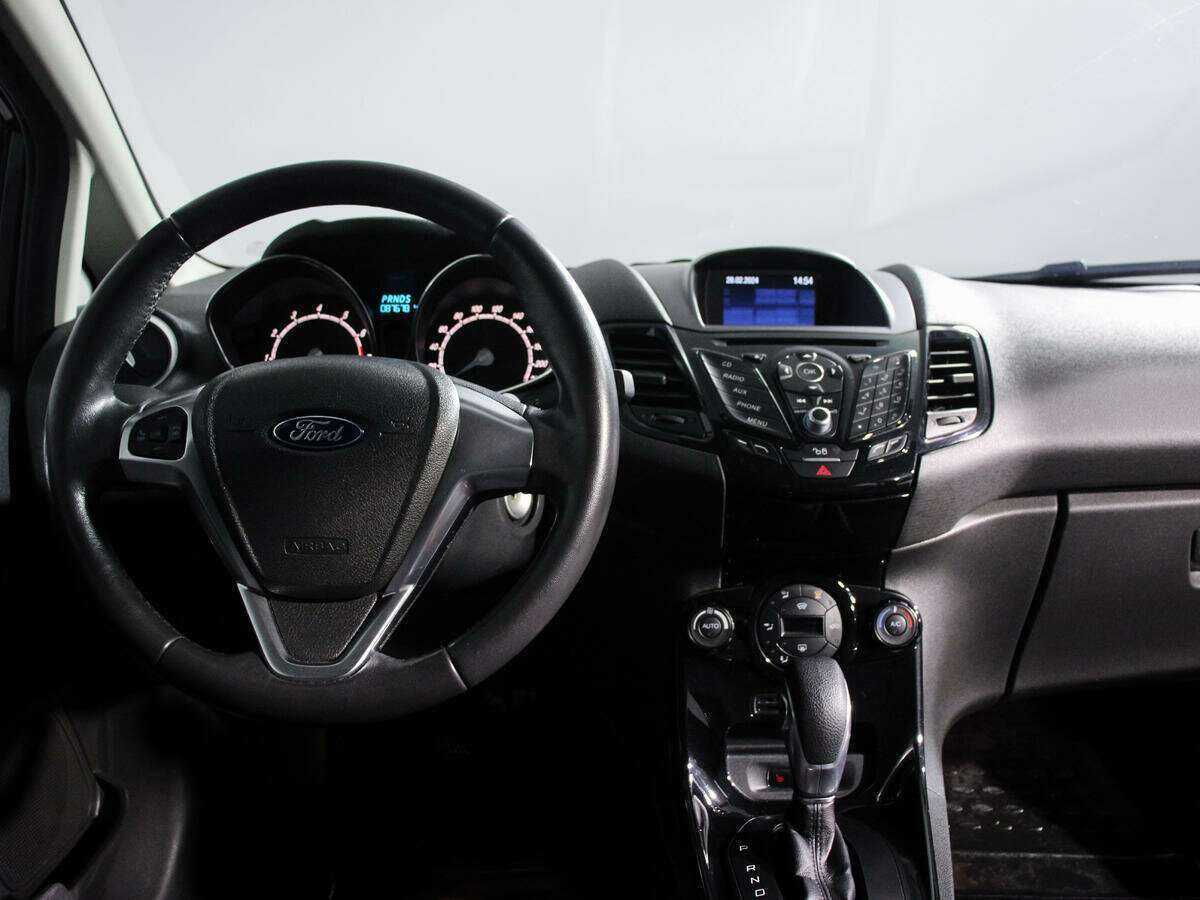 Ford Fiesta, 2015 Фото №12