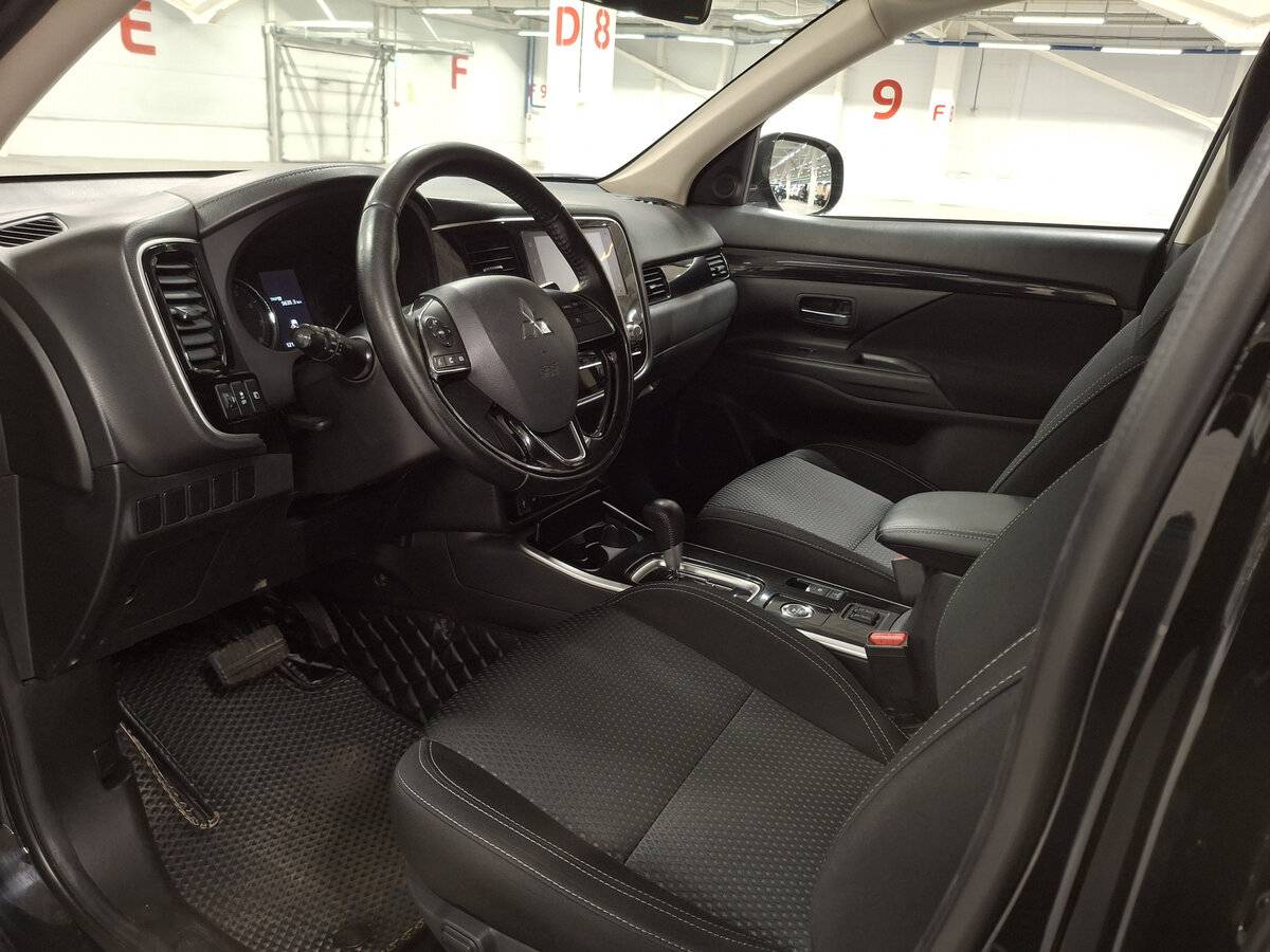 Mitsubishi Outlander III Рестайлинг 3, 2020 Фото №16