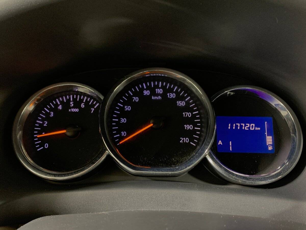 Renault Logan, 2015 Фото №14