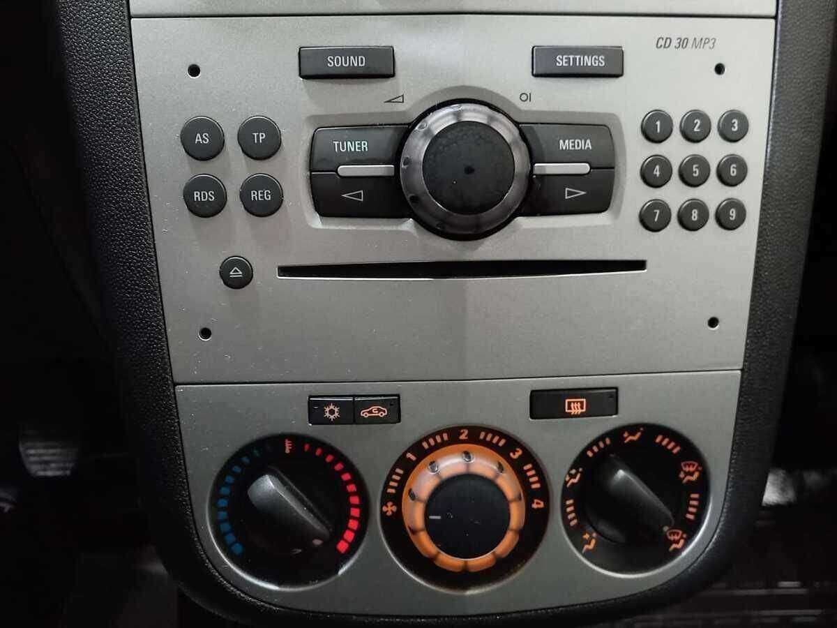 Opel Corsa, 2012 Фото №13