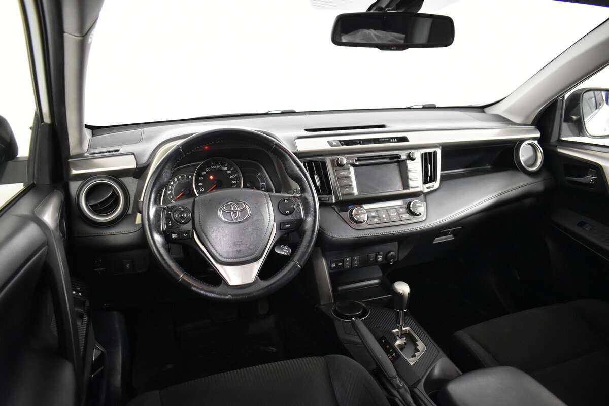 Toyota RAV4, 2013 Фото №11