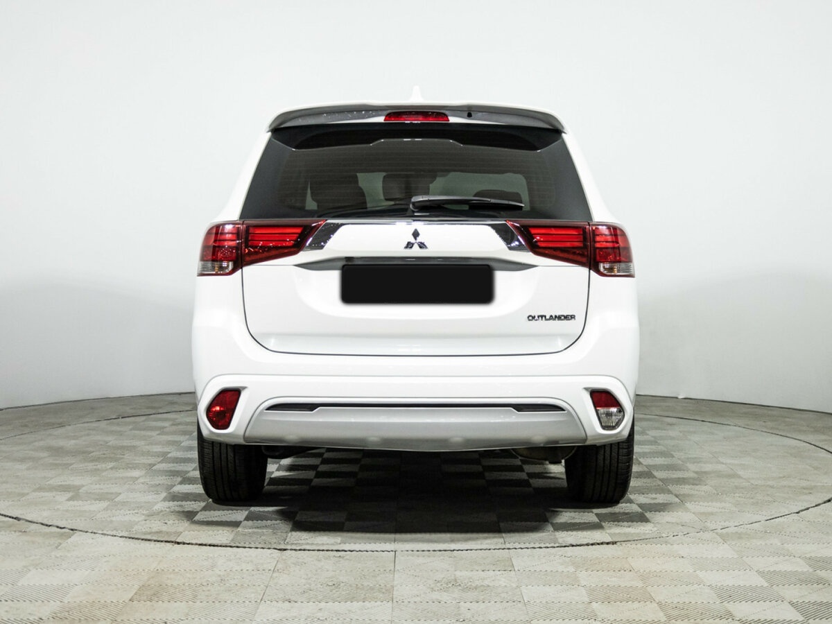 Mitsubishi Outlander III Рестайлинг 3, 2022 Фото №5