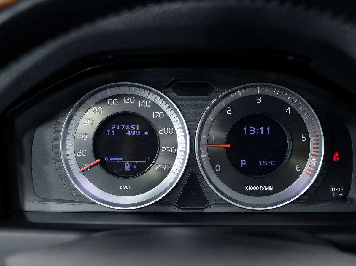 Volvo XC70, 2012 Фото №19