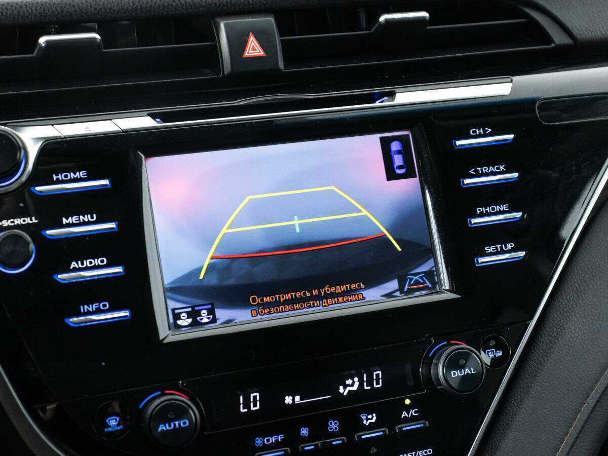 Toyota Camry, 2021 Фото №16