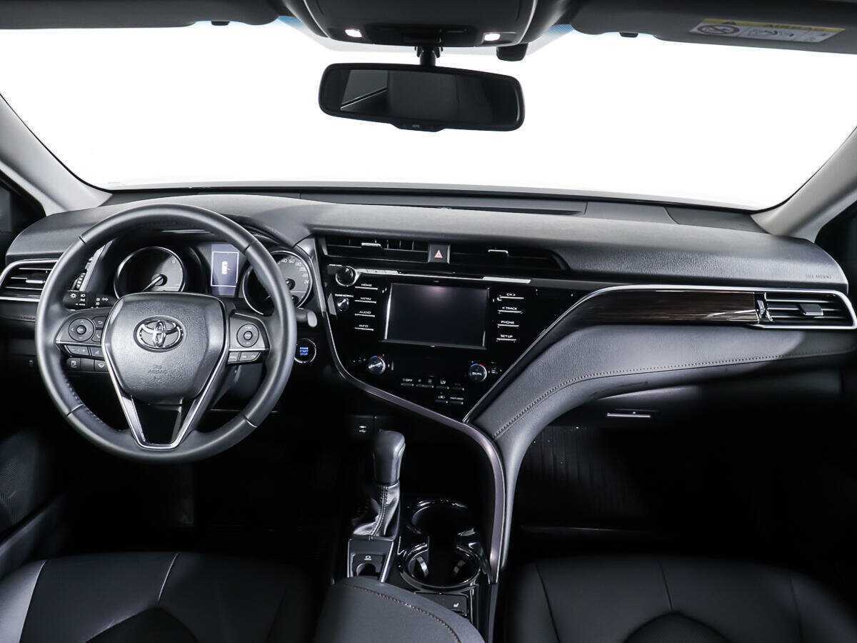 Toyota Camry, 2020 Фото №9