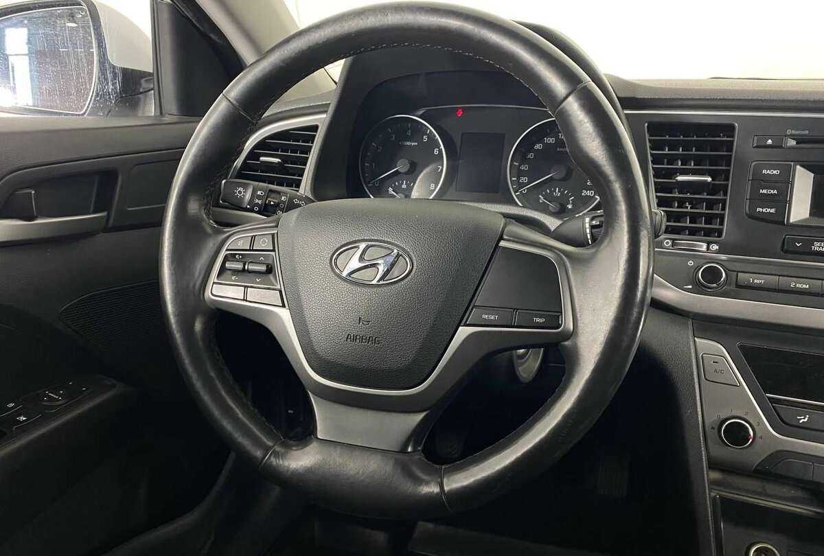 Hyundai Elantra, 2017 Фото №9