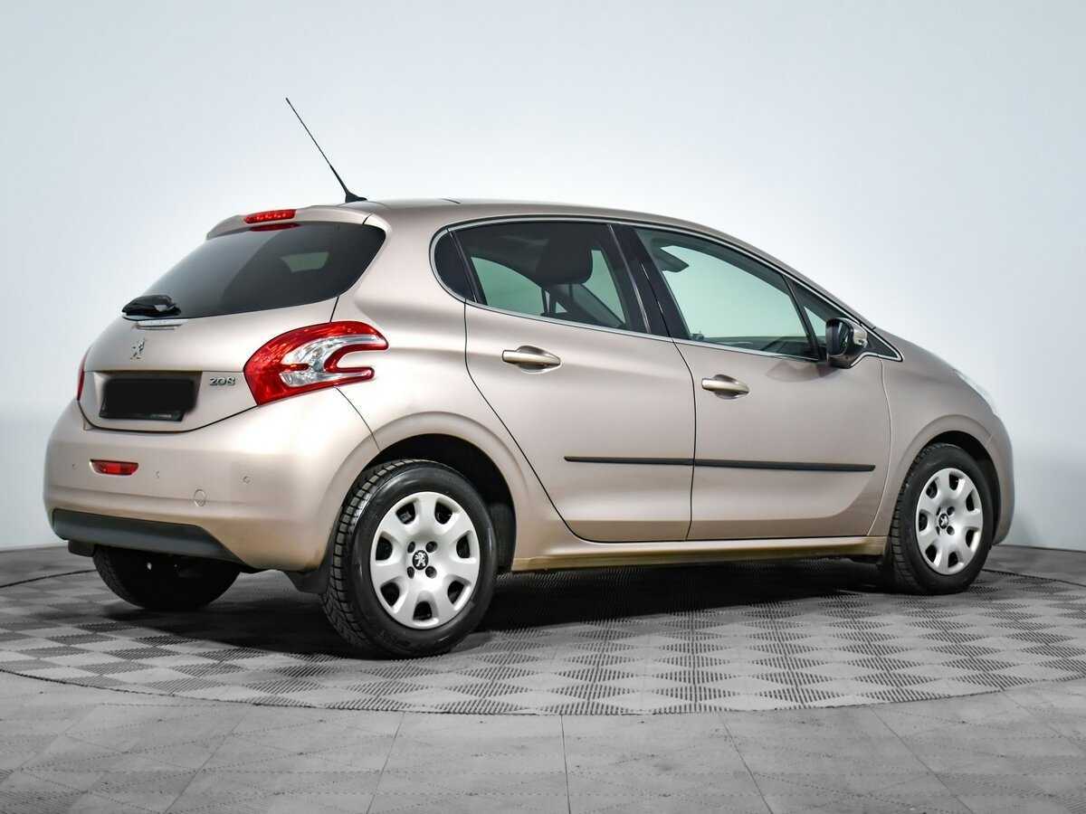 Peugeot 208, 2014 Фото №5