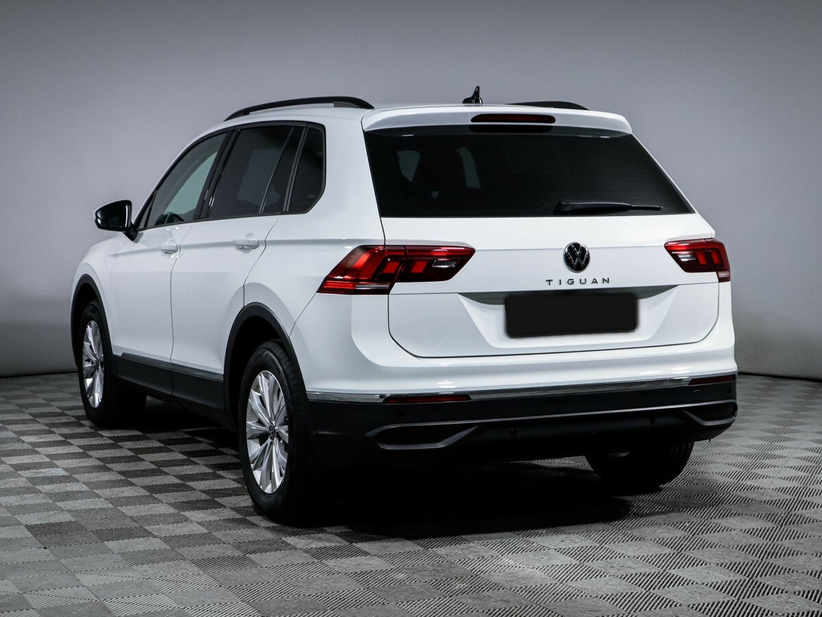 Volkswagen Tiguan II Рестайлинг, 2021 Фото №7