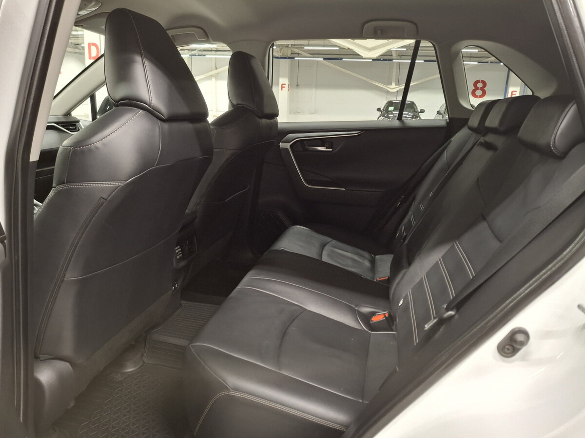 Toyota RAV4 V (XA50), 2021 Фото №12