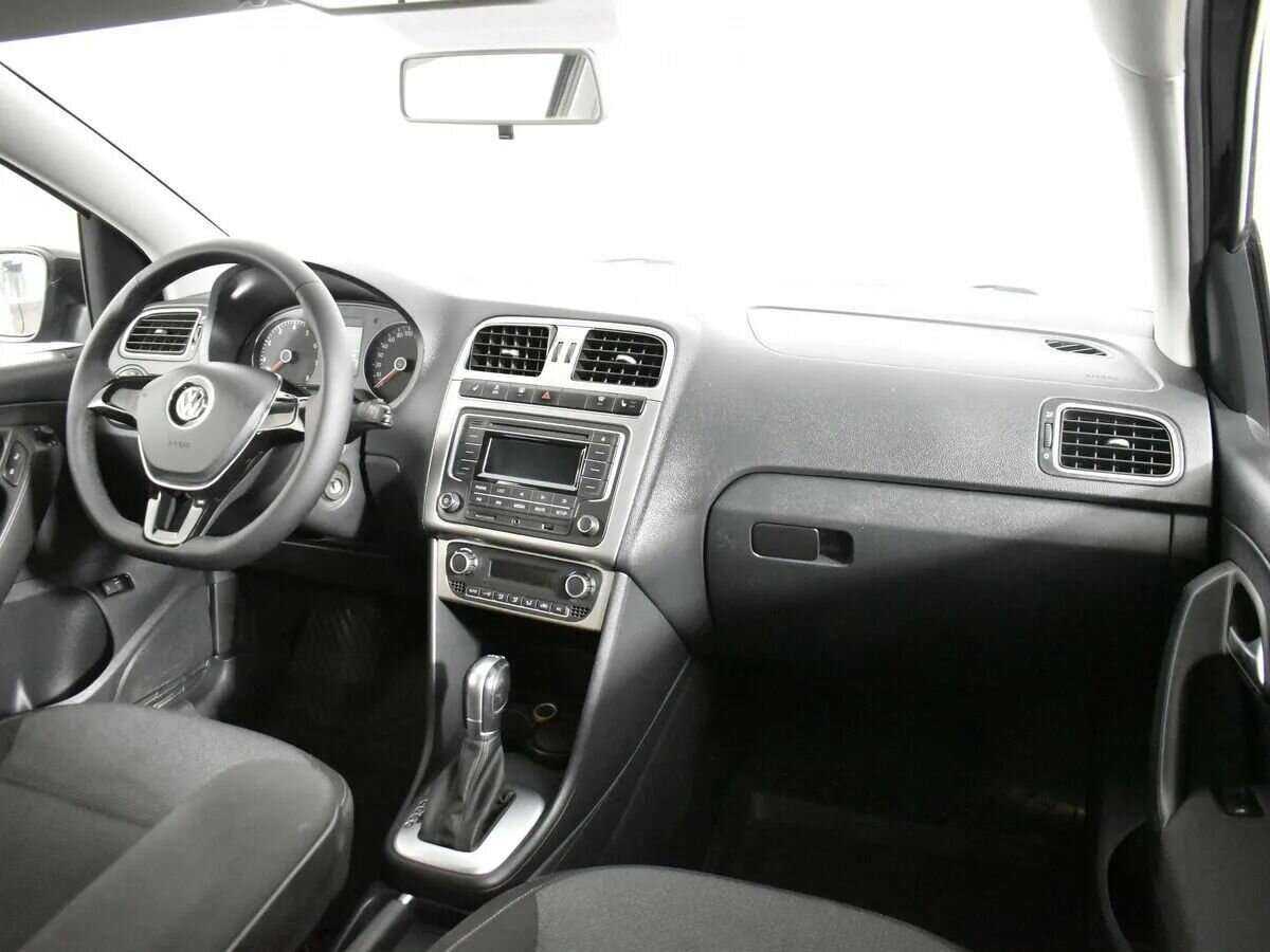 Volkswagen Polo, 2017 Фото №9