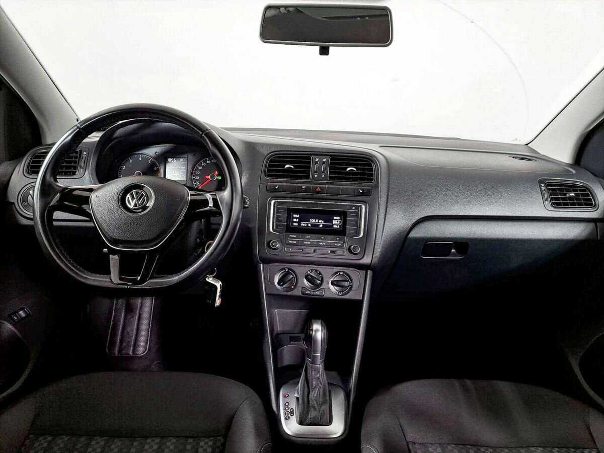 Volkswagen Polo, 2016 Фото №12