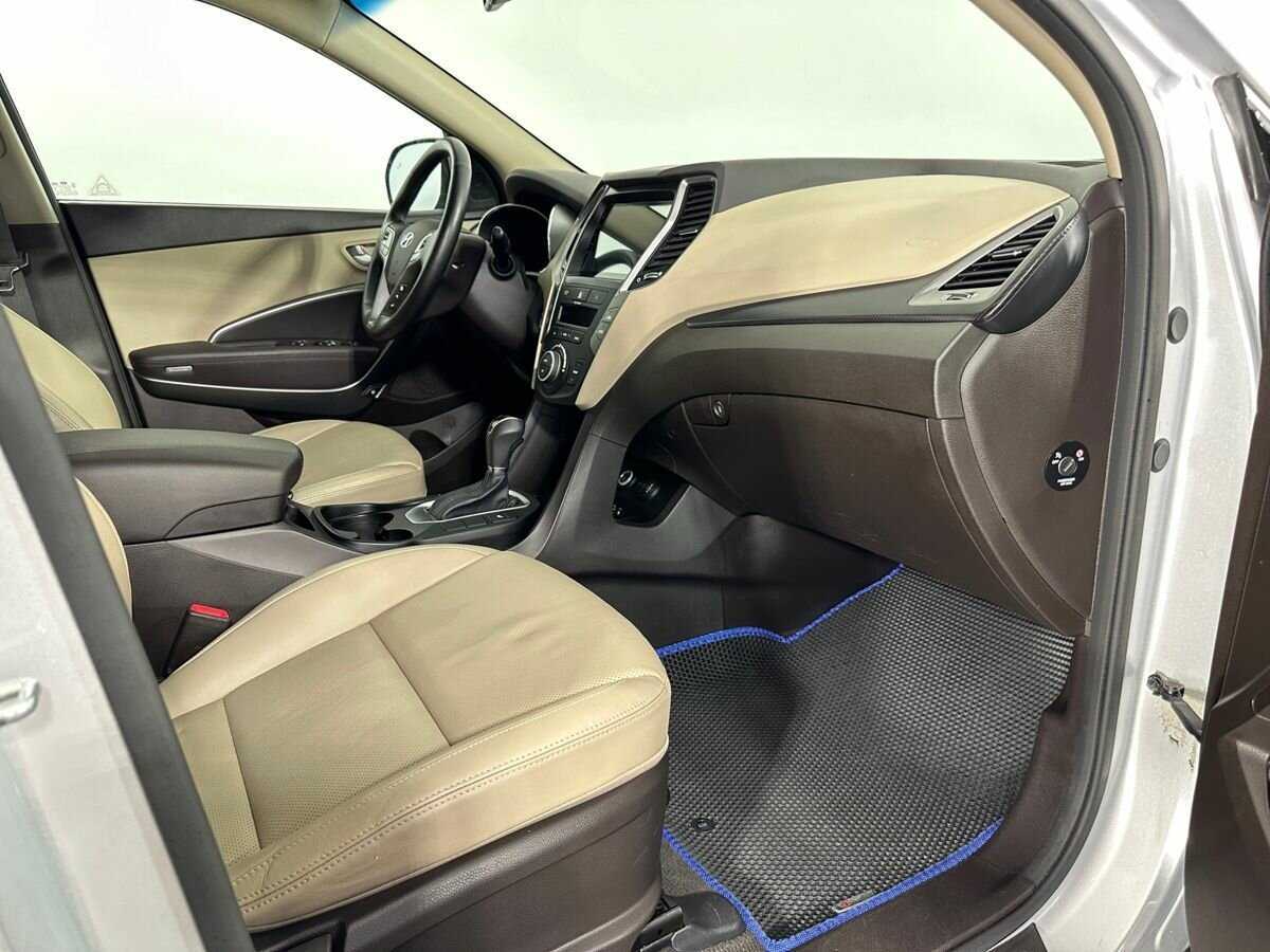 Hyundai Santa Fe, 2017 Фото №14