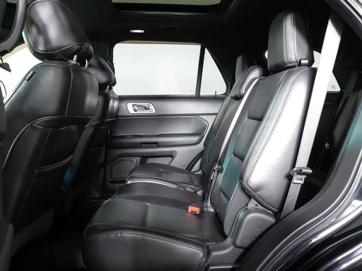 Ford Explorer, 2013 Фото №12