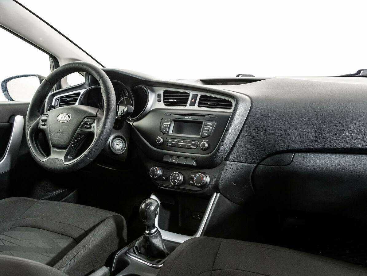 Kia Ceed, 2015 Фото №9