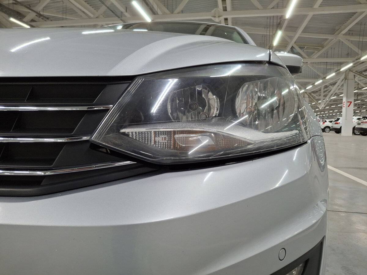 Volkswagen Polo V Рестайлинг, 2016 Фото №17