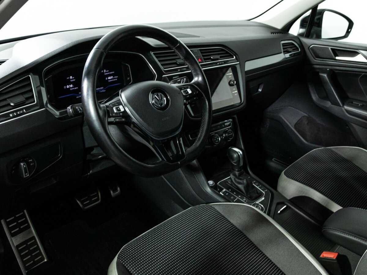 Volkswagen Tiguan, 2020 Фото №11