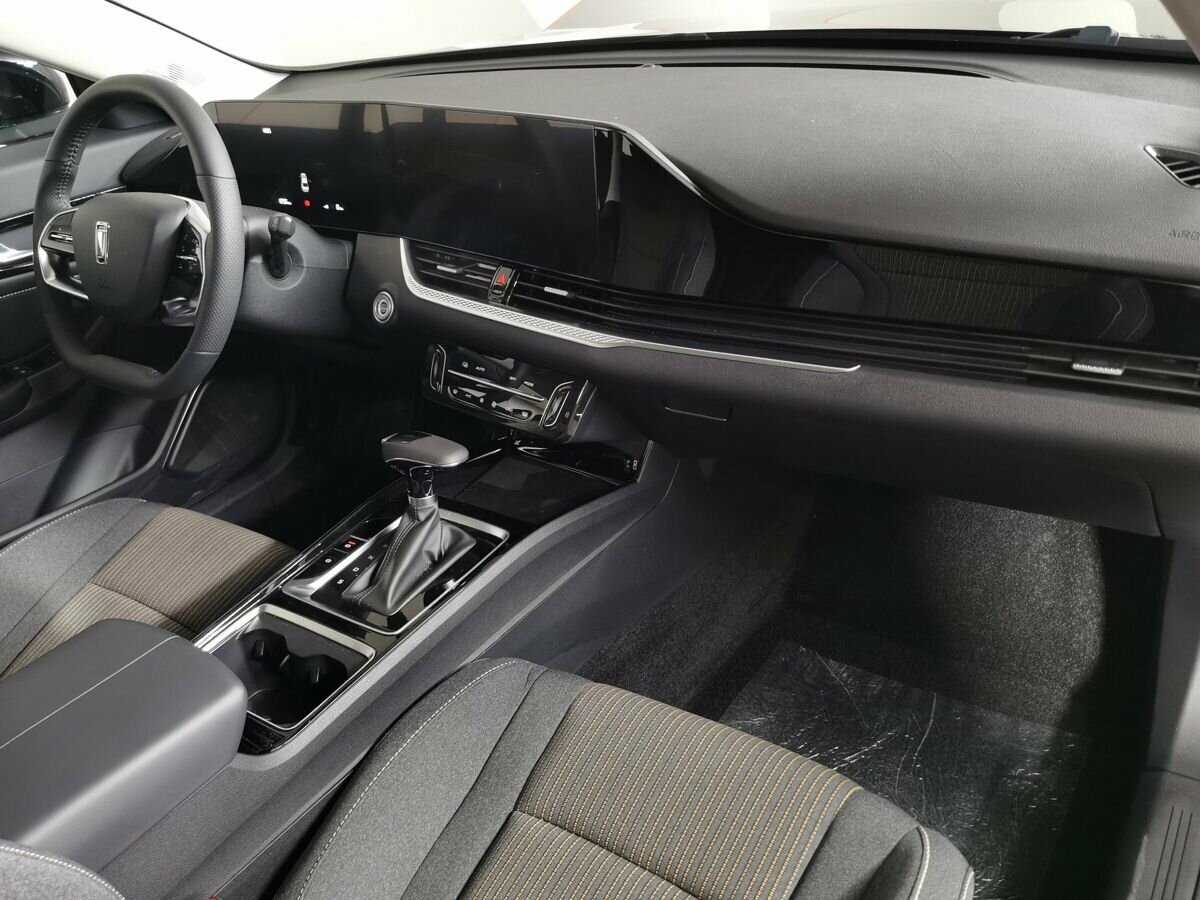 FAW Bestune B70, 2023 Фото №9