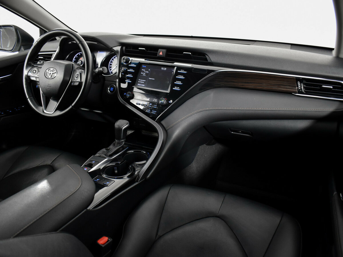 Toyota Camry VIII (XV70), 2020 Фото №8