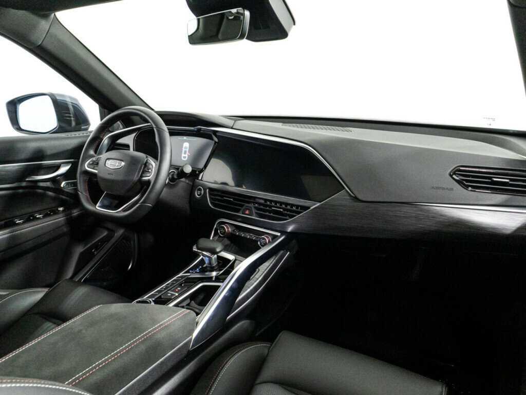 Geely Tugella, 2022 Фото №9