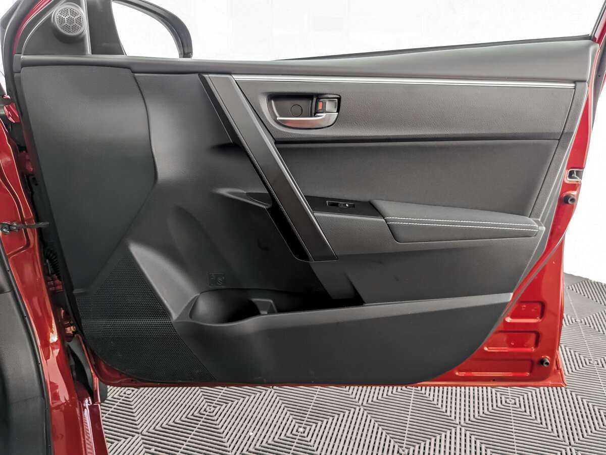 Toyota Corolla, 2018 Фото №23