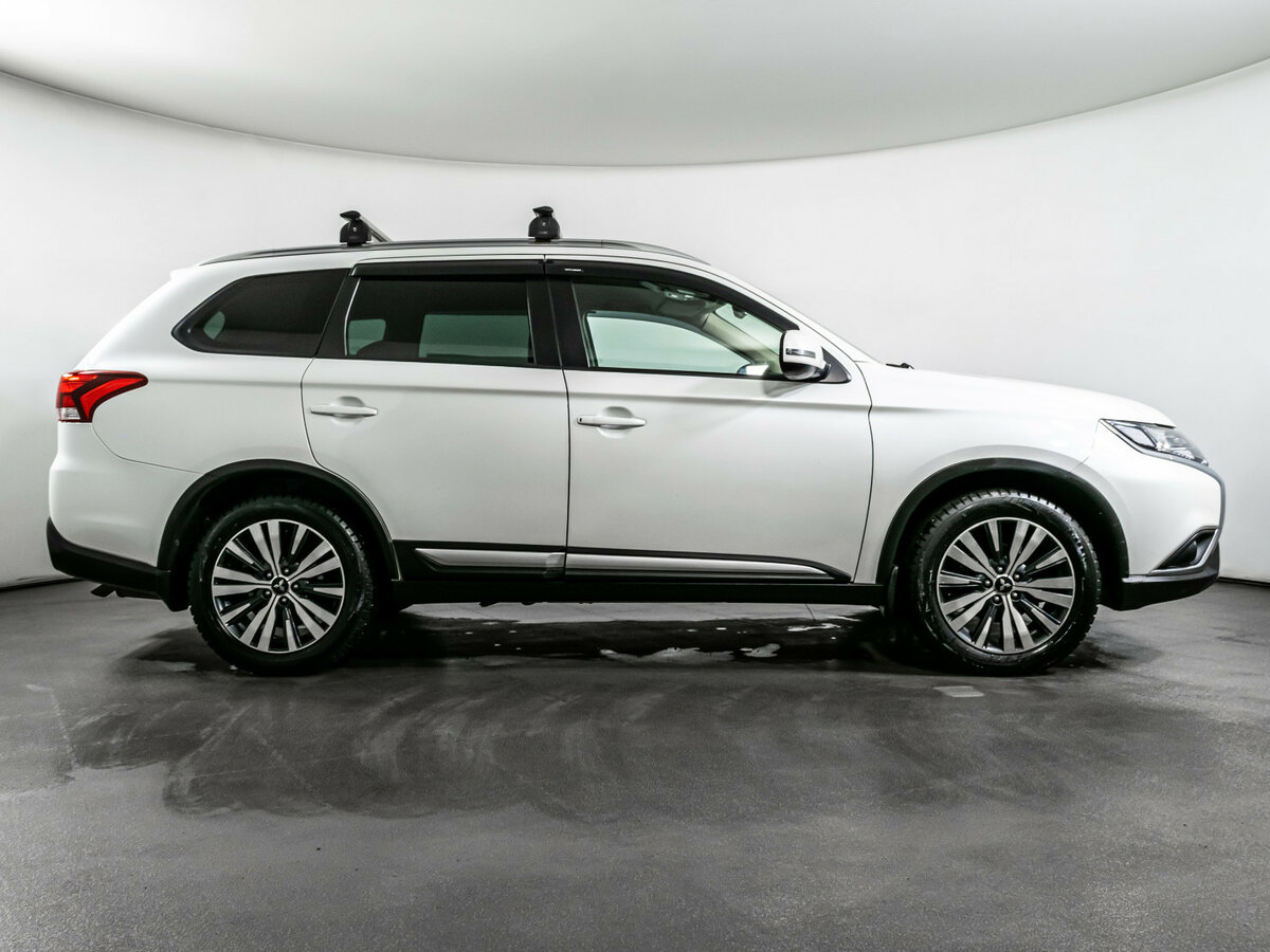 Mitsubishi Outlander III Рестайлинг 3, 2021 Фото №4