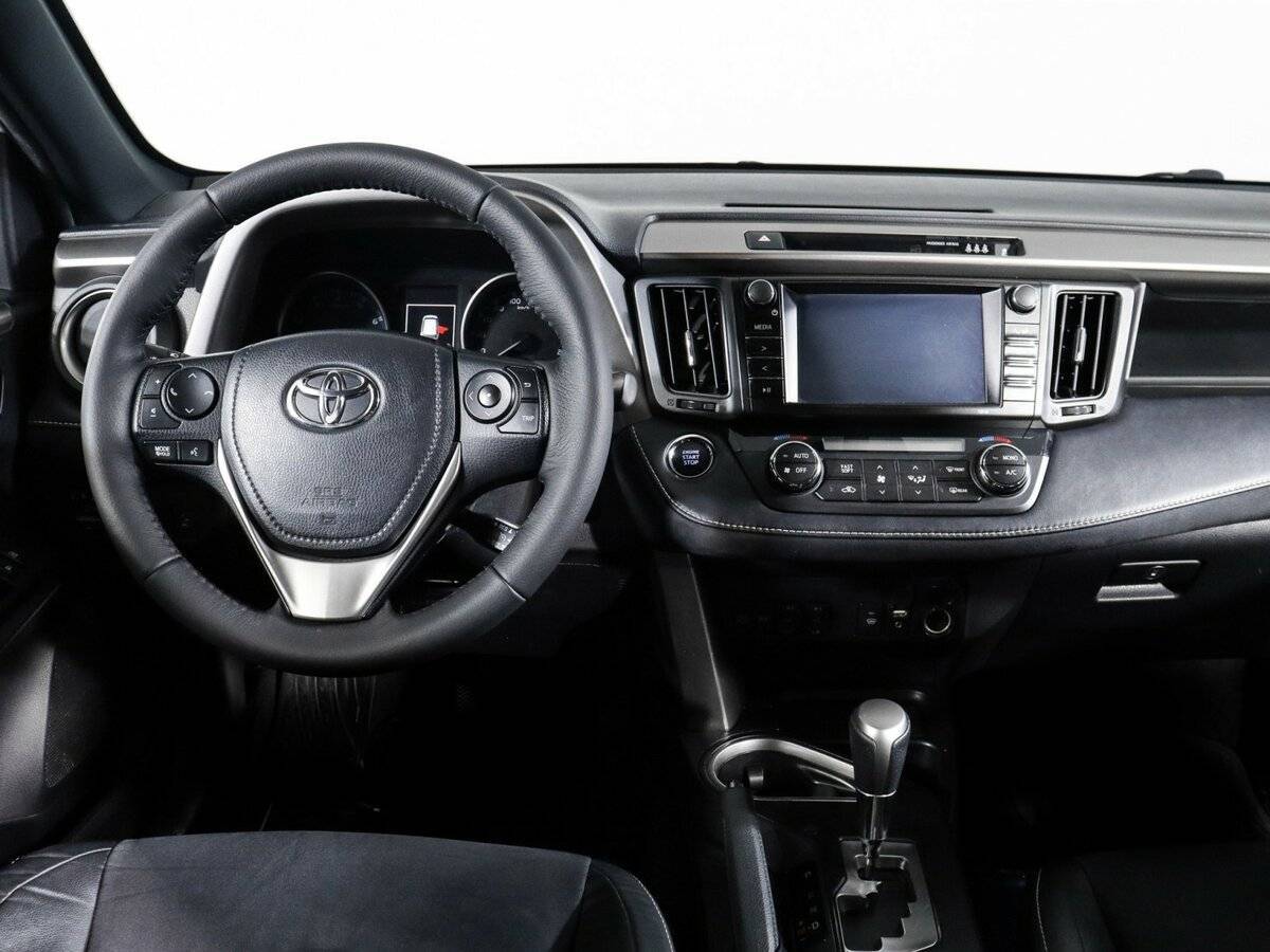 Toyota RAV4, 2017 Фото №12