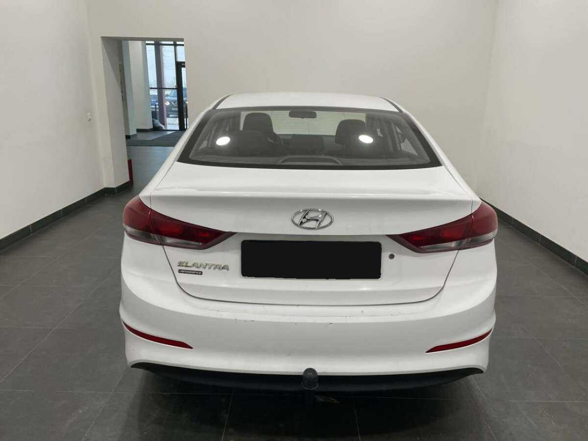 Hyundai Elantra, 2016 Фото №4