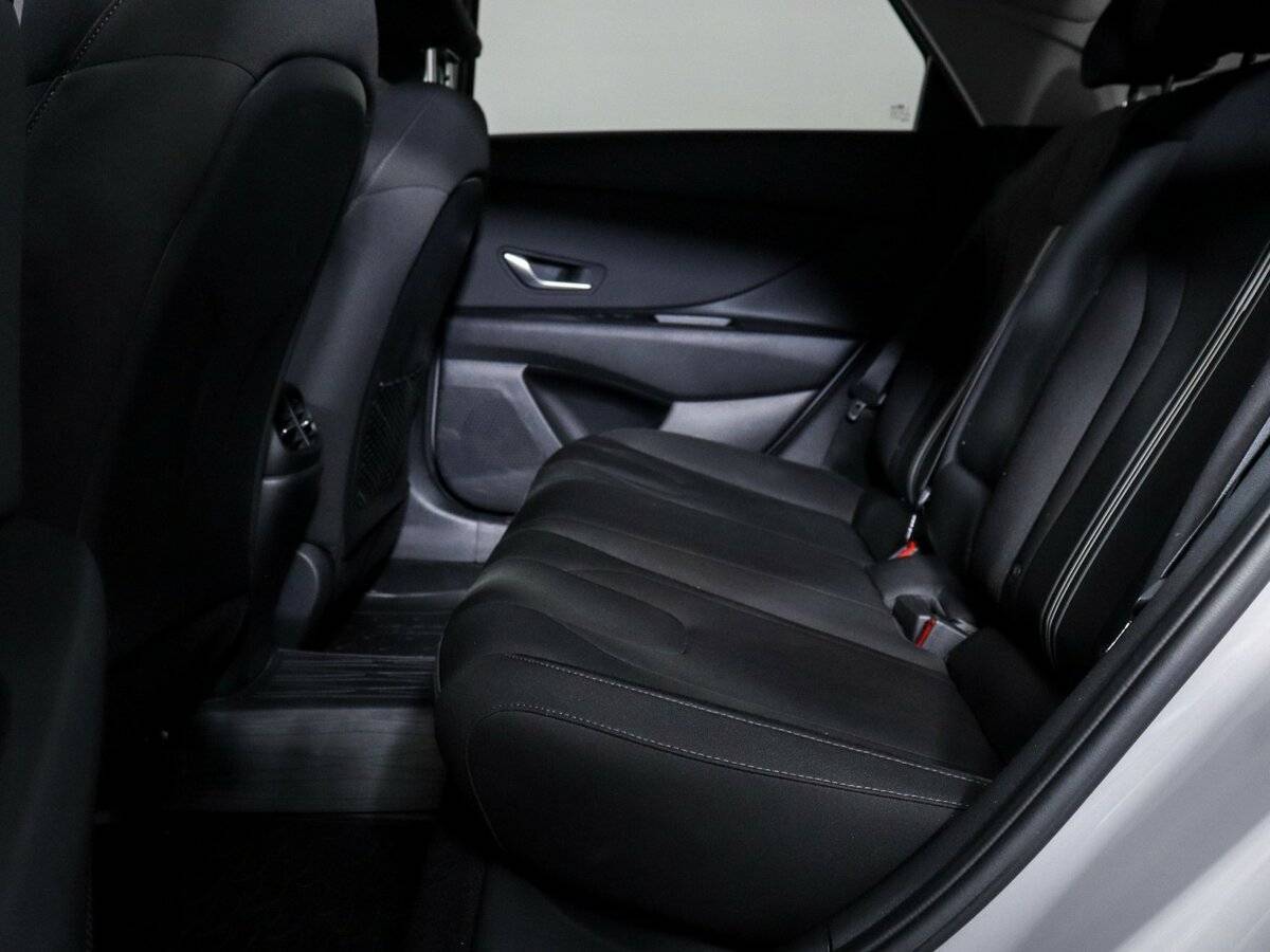 Hyundai Elantra, 2021 Фото №6