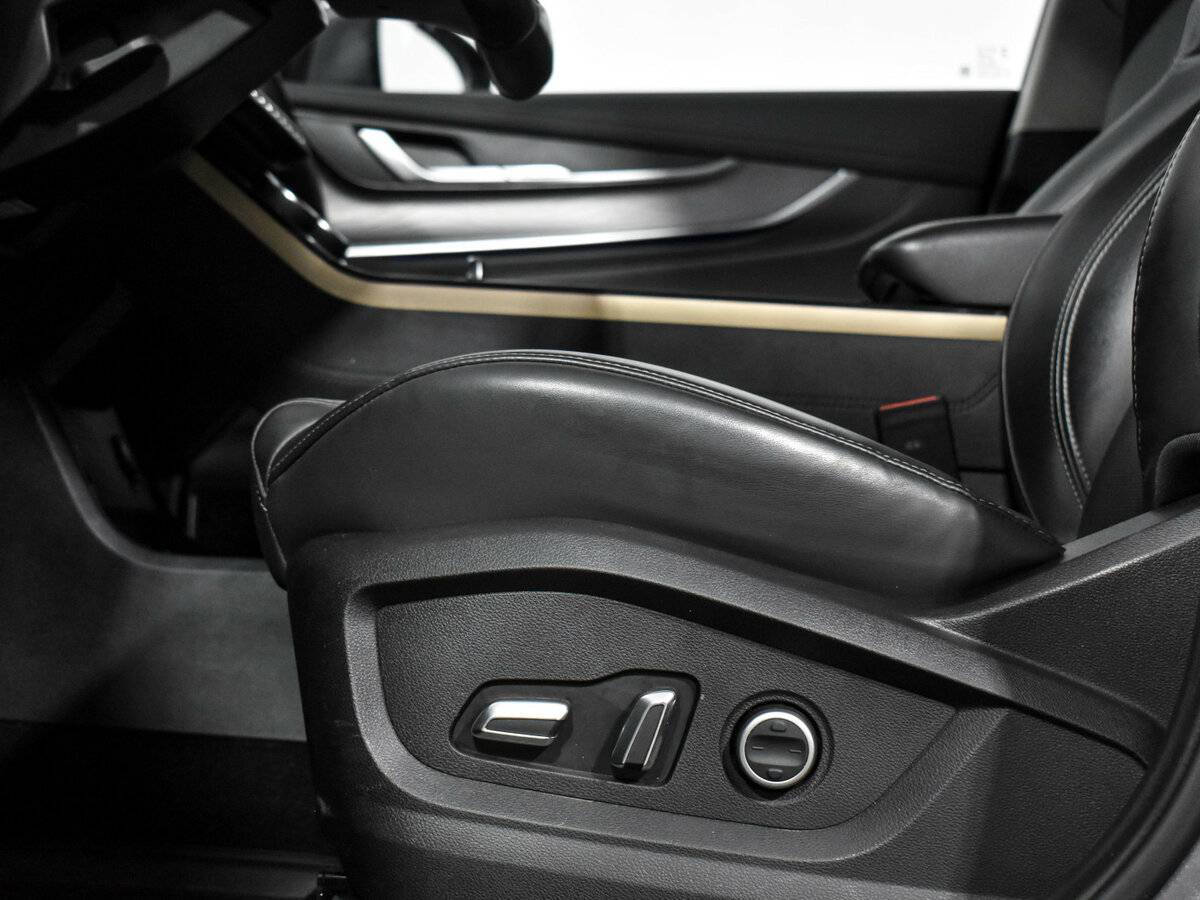 Exeed LX, 2023 Фото №9