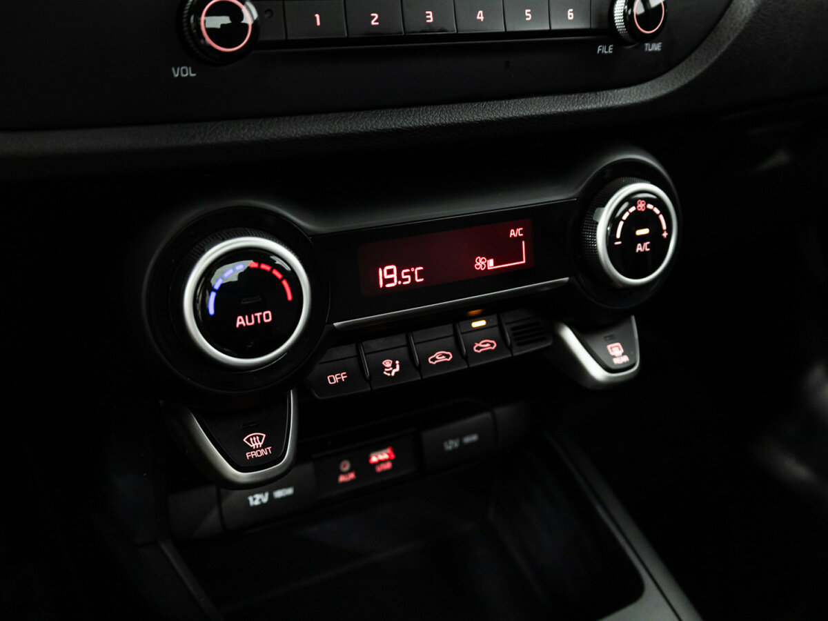 Kia Rio IV, 2018 Фото №16