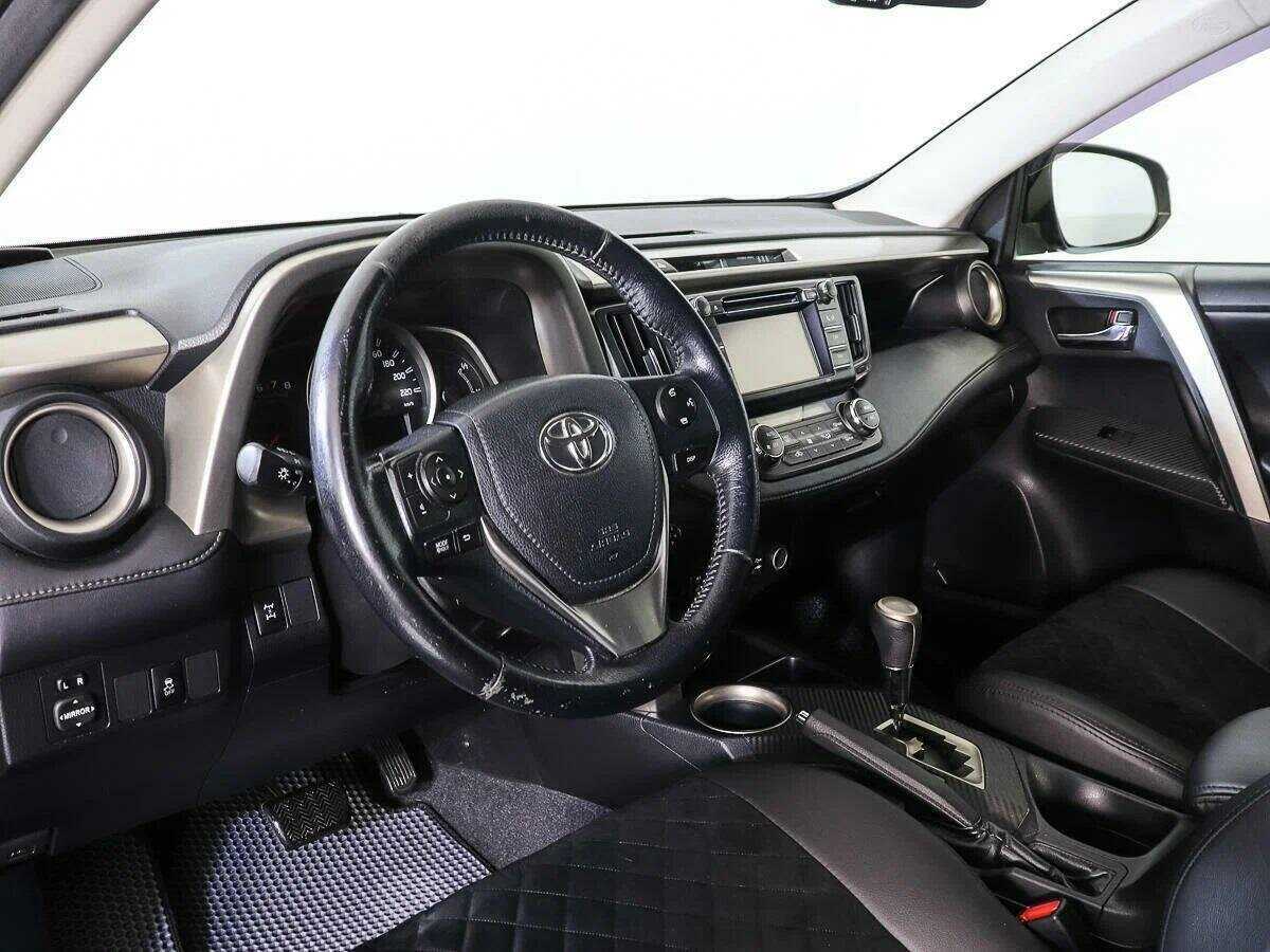 Toyota RAV4, 2012 Фото №13
