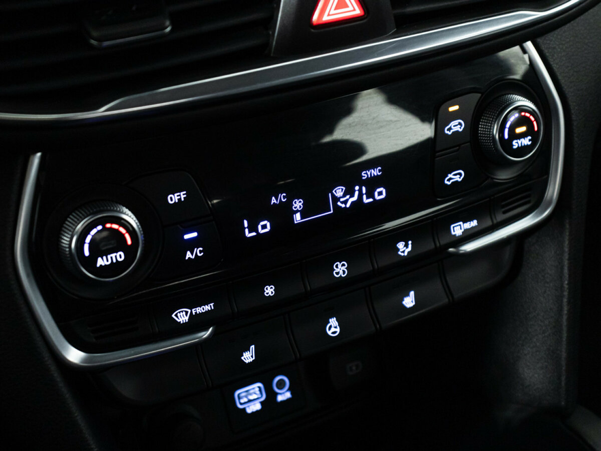 Hyundai Santa Fe IV, 2018 Фото №14