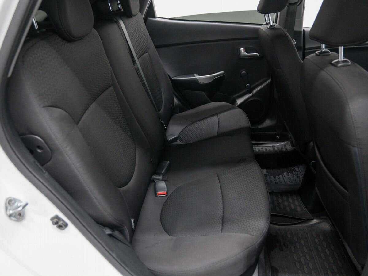 Kia Rio, 2017 Фото №10