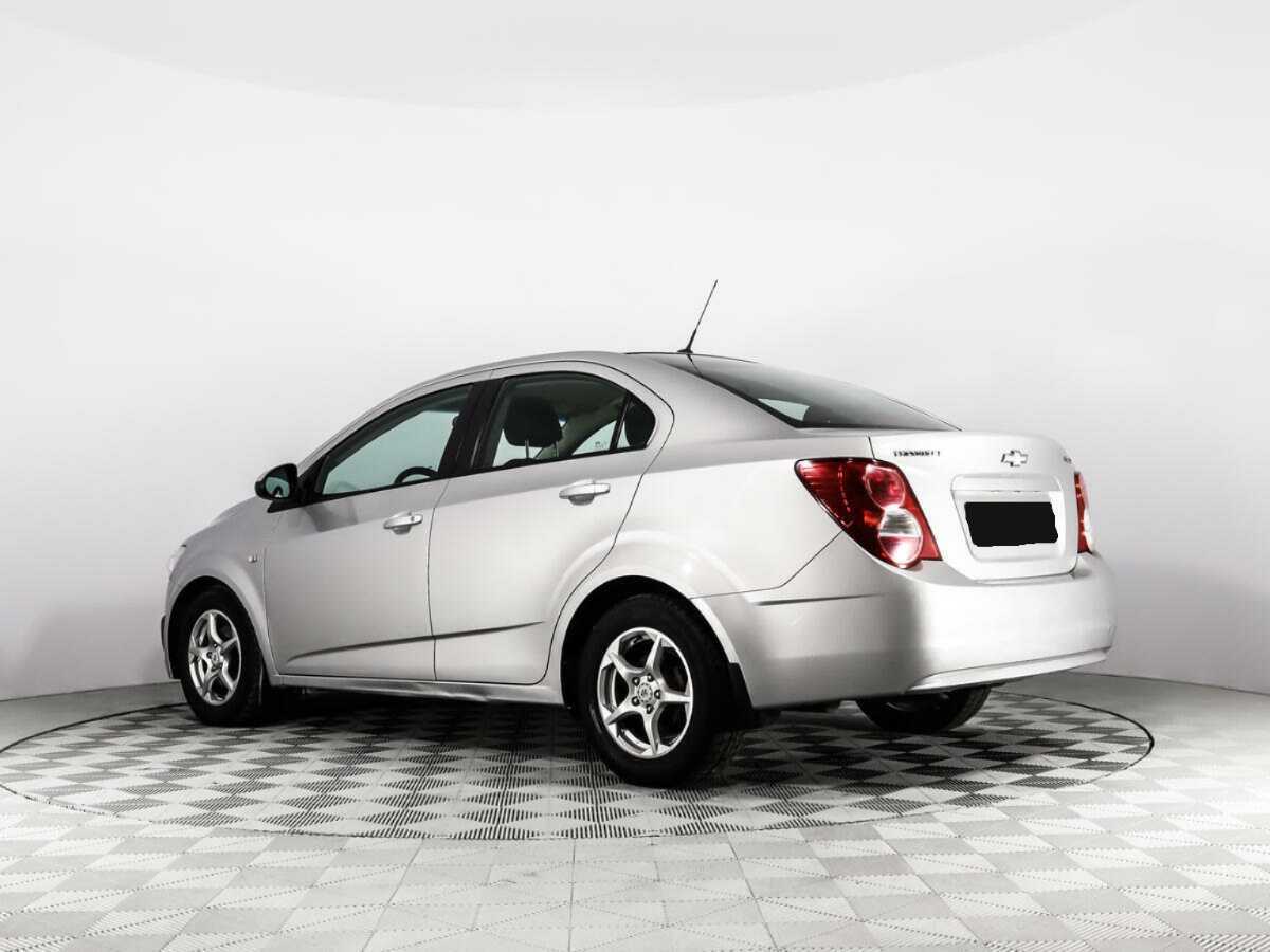 Chevrolet Aveo, 2014 Фото №7