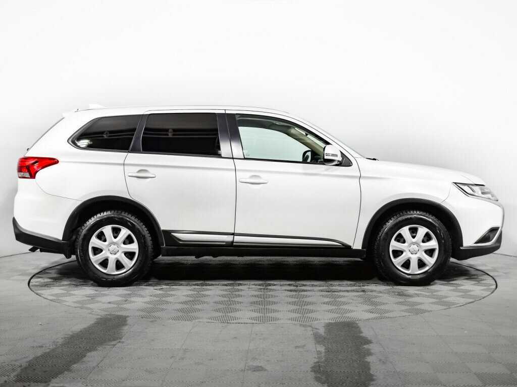 Mitsubishi Outlander, 2020 Фото №4